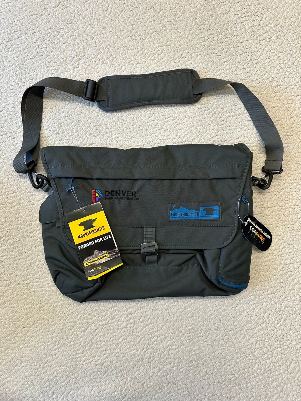 NWT* Mountainsmith Small Adventure Office Bag